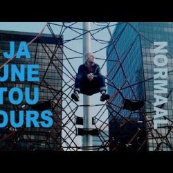 music video for JAUNE TOUJOURS 'Alles Normaal'